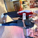 Familie Loose freut sich über die Netzwerkaufnahme.JPG